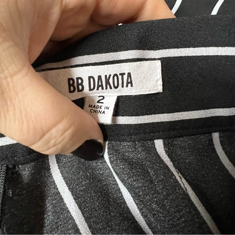 BB DAKOTA BY STEVE MADDEN Black and White Striped Wide Leg Pants, 2 - Picture 8 of 9
